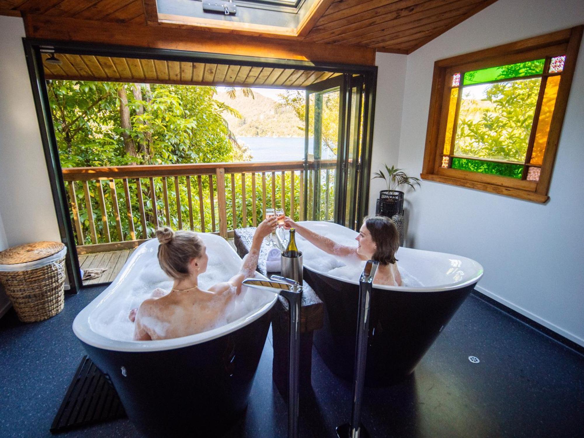 Lochmara Lodge - 20Mins By Boat From Picton Lochmara Bay Экстерьер фото