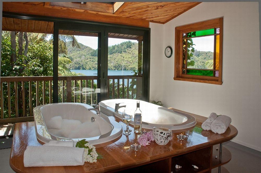 Lochmara Lodge - 20Mins By Boat From Picton Lochmara Bay Экстерьер фото